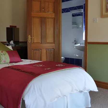 Bed & Breakfast Lisdanar House