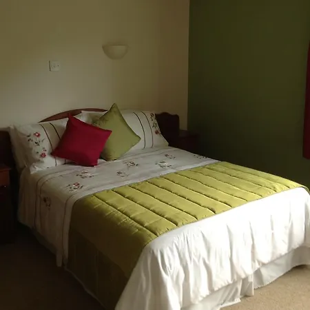 Bed & Breakfast Lisdanar House 4*