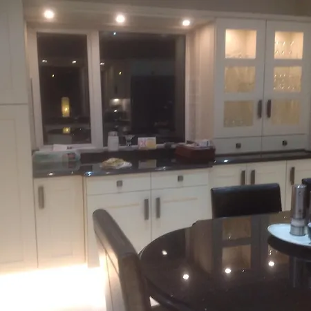 Bed & Breakfast Lisdanar House